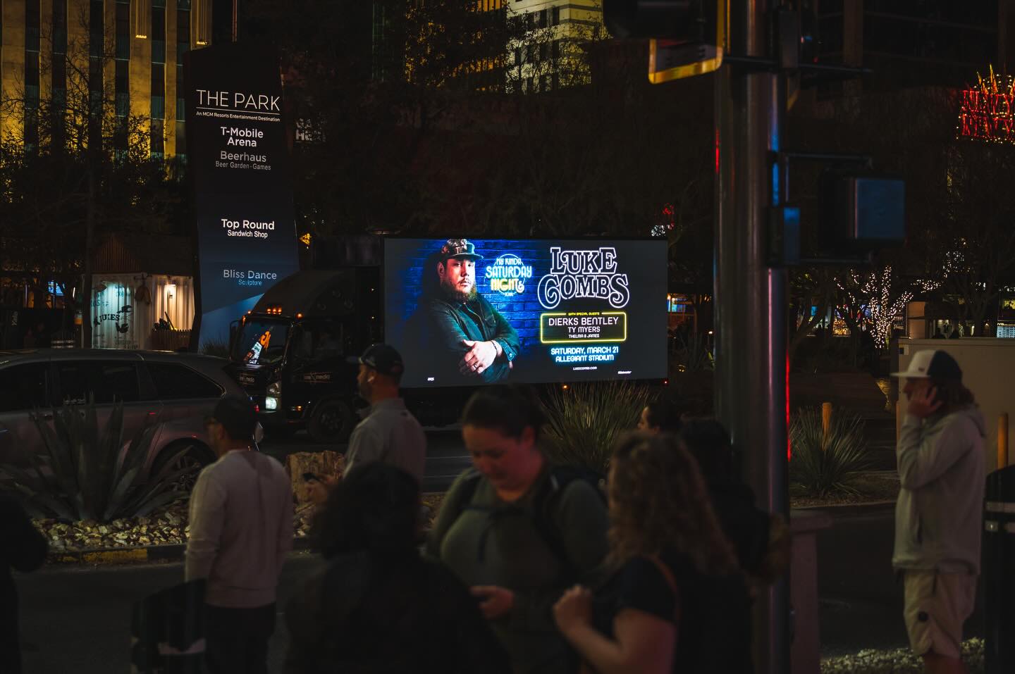 Luke Combs Brings the “My Kinda Saturday Night Tour” to Allegiant Stadium